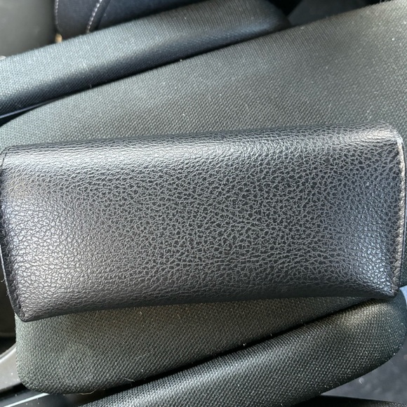 Gold Ray-Ban Sunglasses - Picture 8 of 8